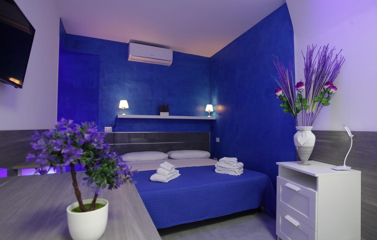 Chiaia Relax Bed and Breakfast Napels Buitenkant foto