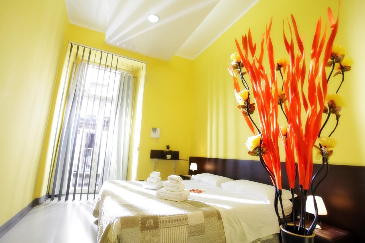 Chiaia Relax Bed and Breakfast Napels Buitenkant foto