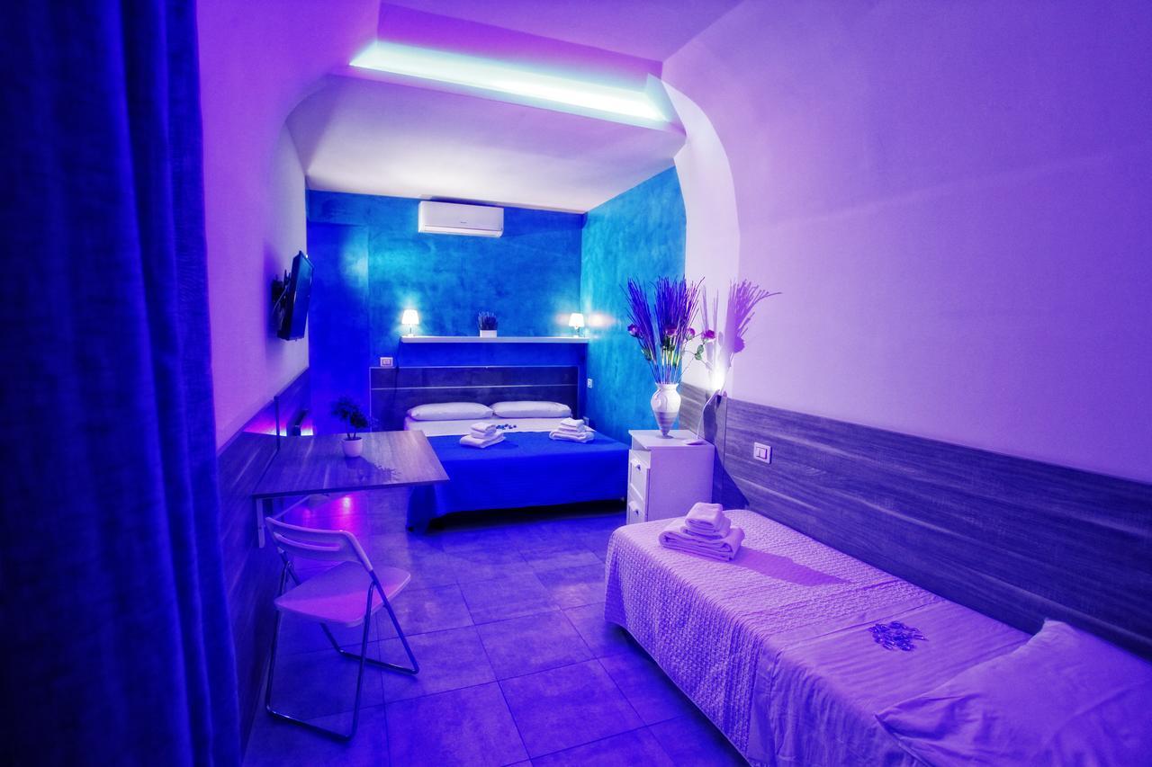 Chiaia Relax Bed and Breakfast Napels Buitenkant foto