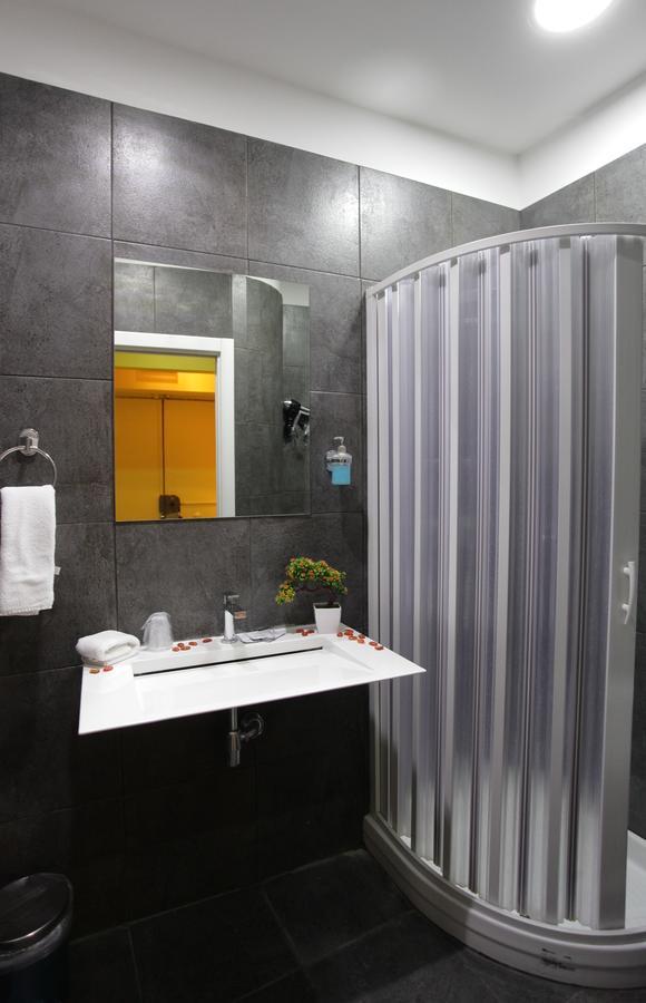 Chiaia Relax Bed and Breakfast Napels Buitenkant foto