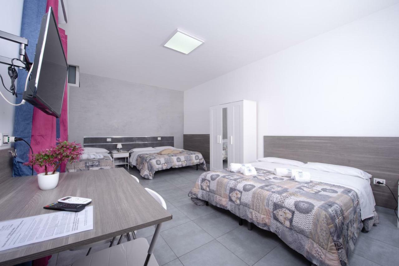Chiaia Relax Bed and Breakfast Napels Buitenkant foto