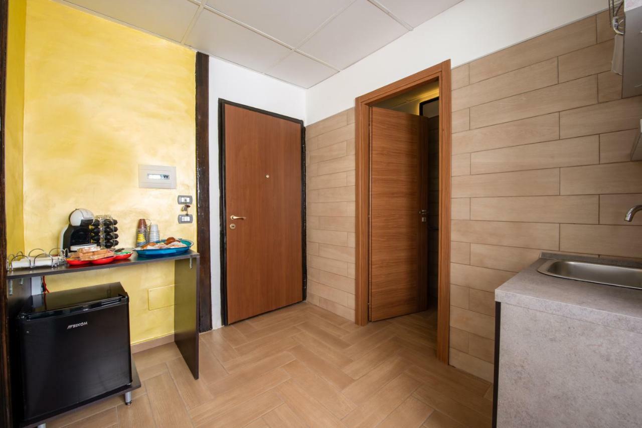 Chiaia Relax Bed and Breakfast Napels Buitenkant foto